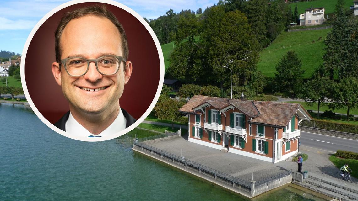 Gemeindepräsident Fridolin Bossard wünscht sich ein gastronomisches Angebot beim Haus am See in Unterägeri.