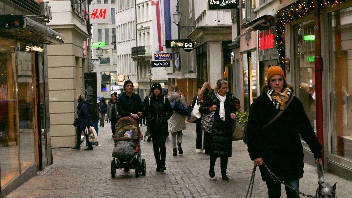 In der Altstadt von Luzern macht jeder was er will. Bei 90 Geschäften im Bereich Mode gibt es 57 unterschiedliche Öffnungszeiten-Modelle.