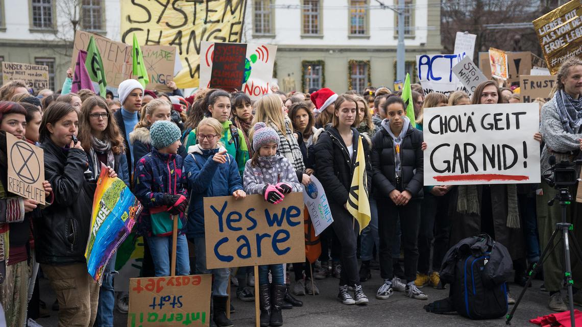 Trotz Konsequenzen: Luzerner und Zuger Schüler treten in den Streik