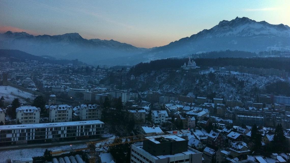 Aussicht vom Helikopterlandeplatz des Kantonsspitals Luzern