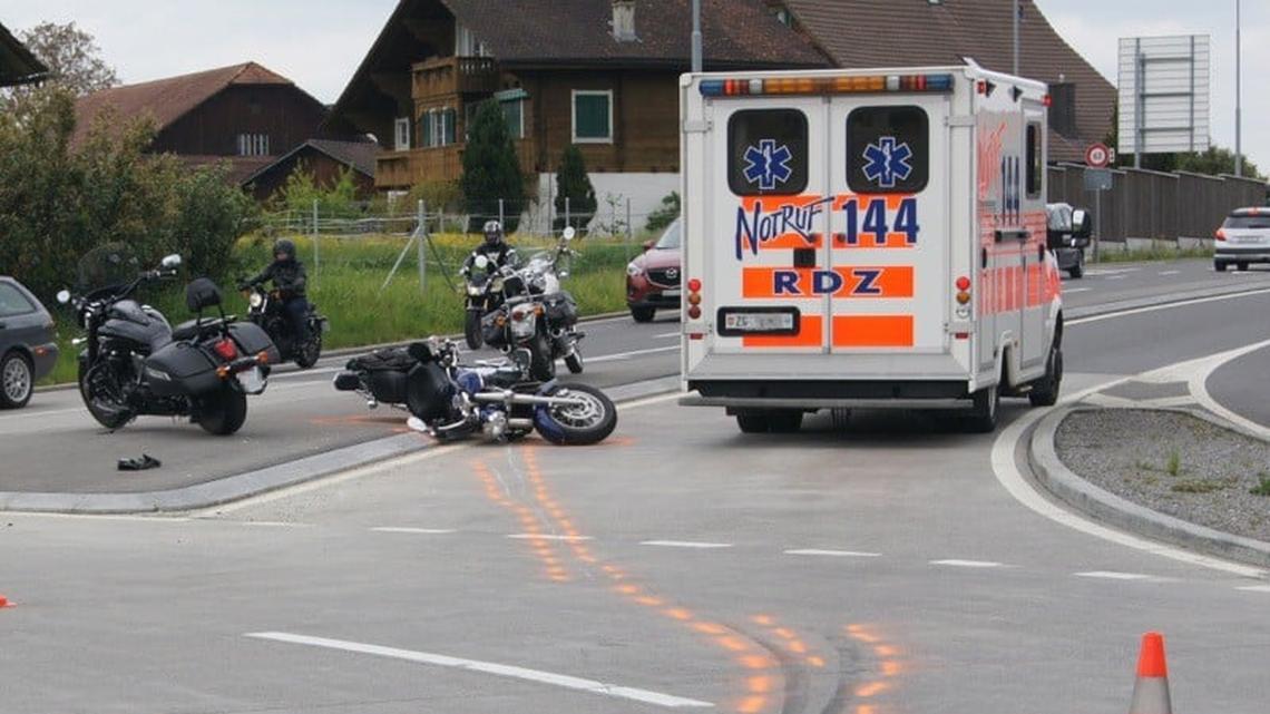 Motorradlenker gestürzt und mittelschwer verletzt