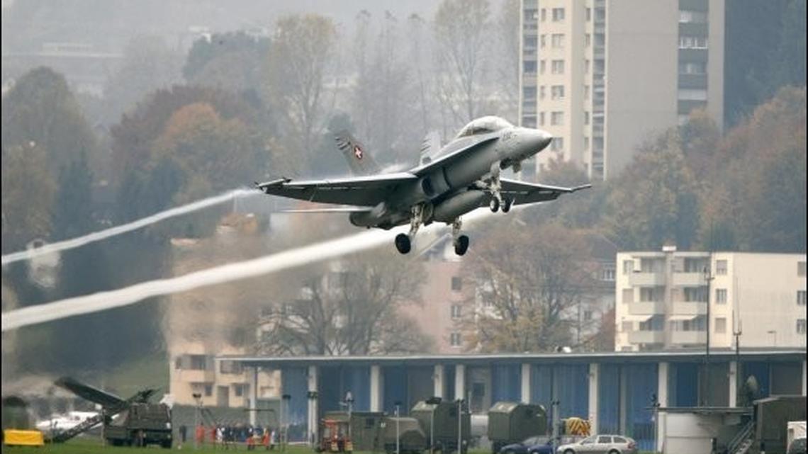 Kampfjets bleiben wegen Matura am Boden