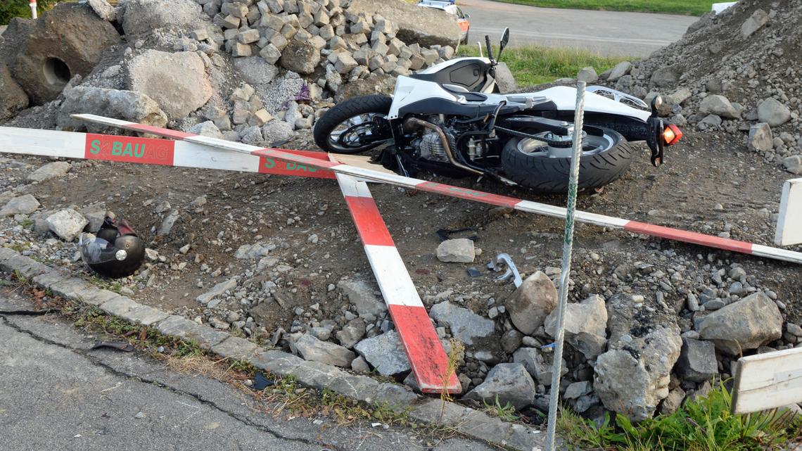 Unfall mit Motorrad und Personenwagen