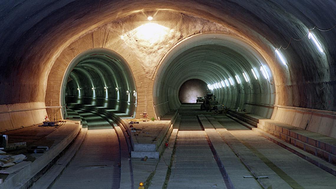 Zuger Kantonsrat fordert Doppelspur-Tunnel im Zimmerberg – gegen Willen der Regierung