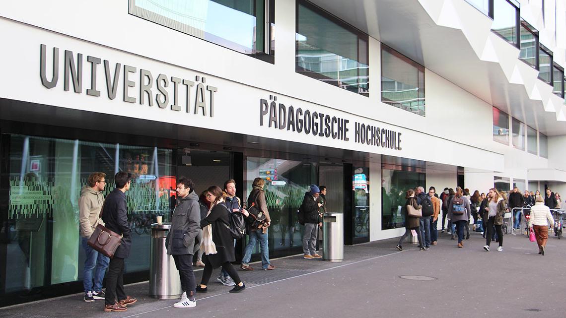 Freistellung an Uni Luzern: Ehemaliger Dekan zeigt sich bestürzt