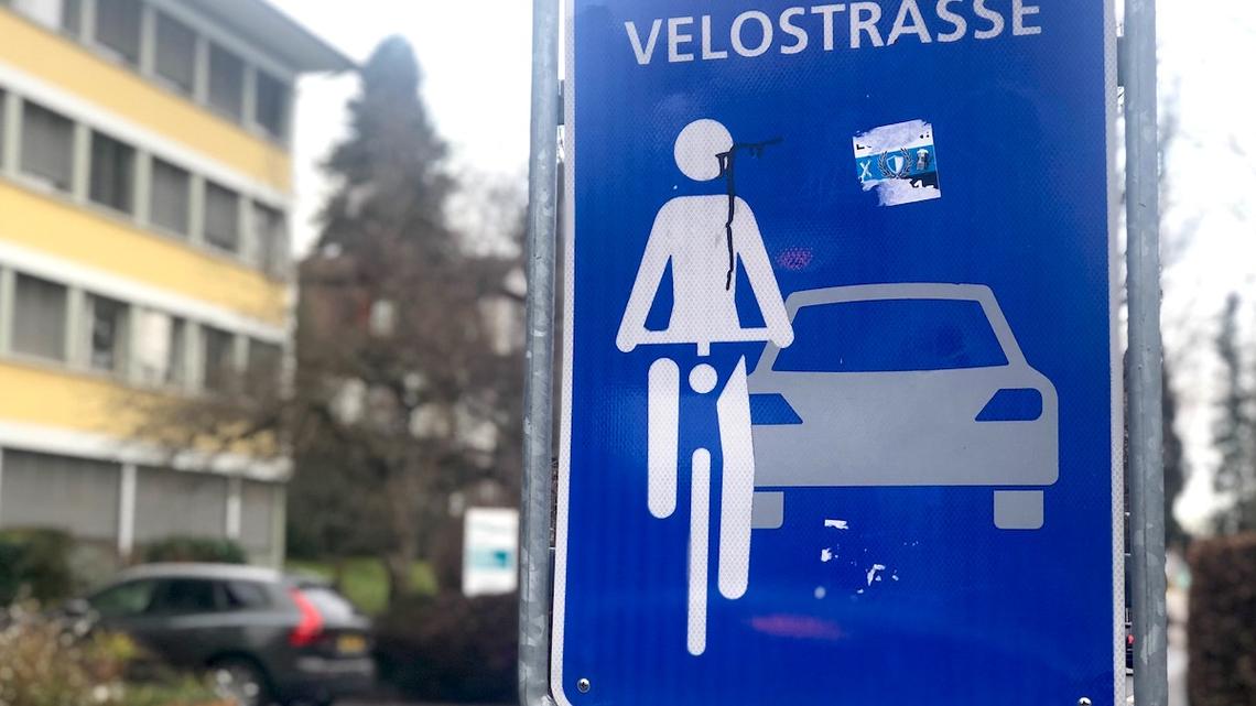 Zwei Jahre lang nicht vom Bund abgesegnet: Schild irritiert Velofahrer