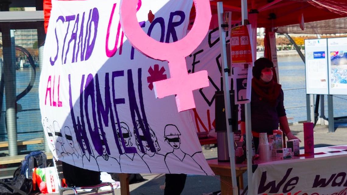 Frauenstreik Luzern setzt ein Zeichen in schwierigen Zeiten