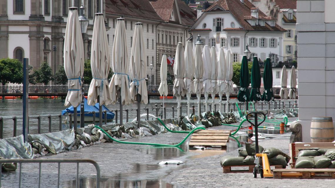 Hochwasser in Luzern: So ist die Stimmung der Beizer am  Rathausquai
