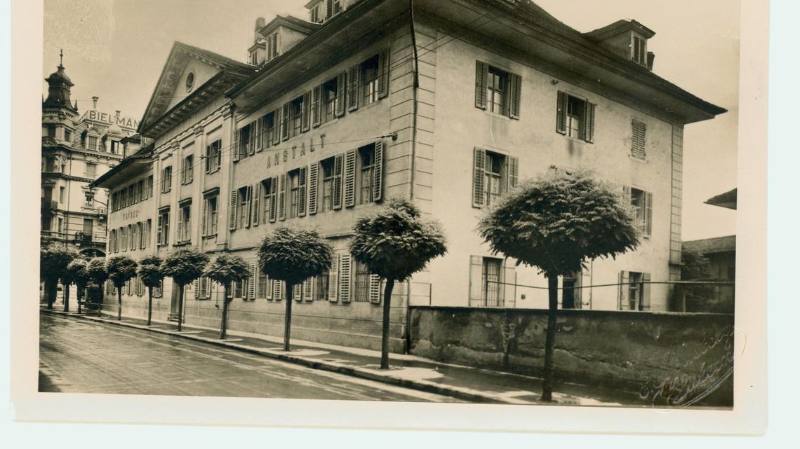 Die Waisenanstalt an der Baselstrasse wurde 1811 in Betrieb genommen.
