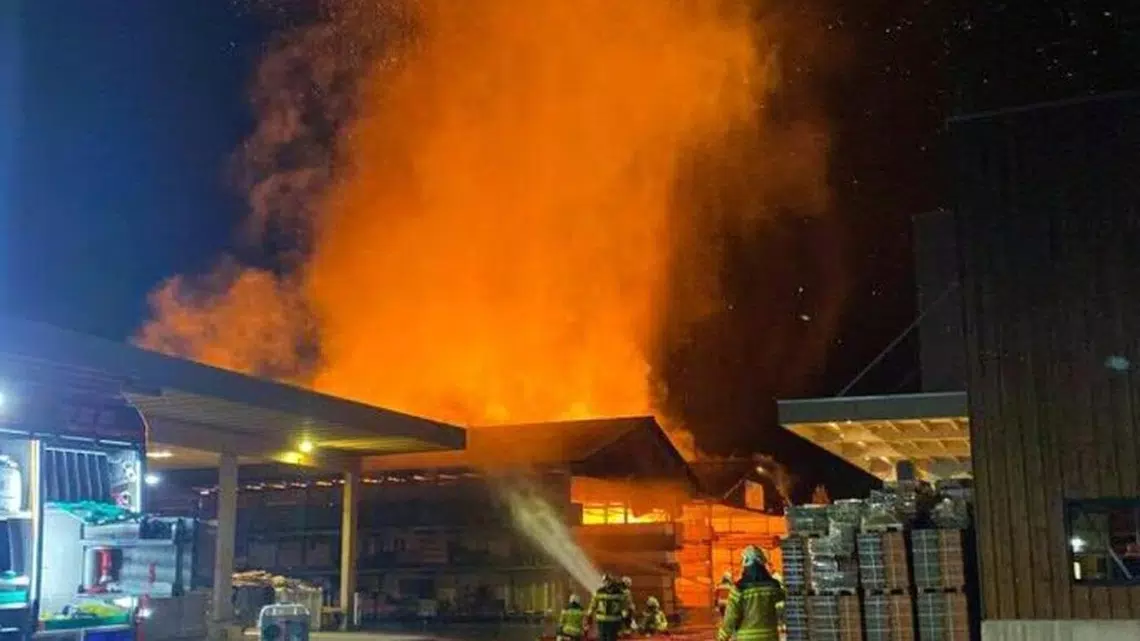 Der Brand eines Holzlagers in Egerkingen soll auf das Konto des Verdächtigen gehen.