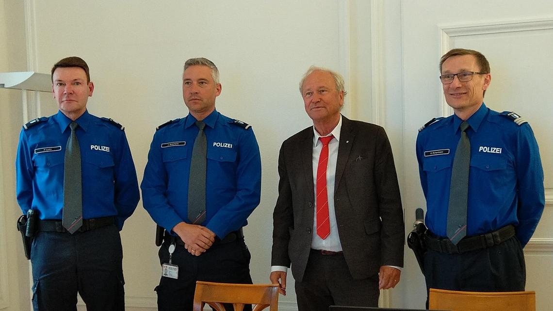 Sicherheitsdirektor Paul Winiker hat am Mittwoch zusammen mit der Luzerner Polizei die Reorganisation vorgestellt.