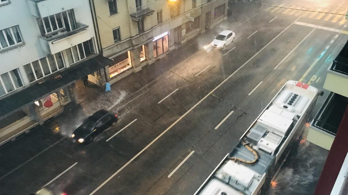 Gewitter über Luzern: Polizei im Dauereinsatz