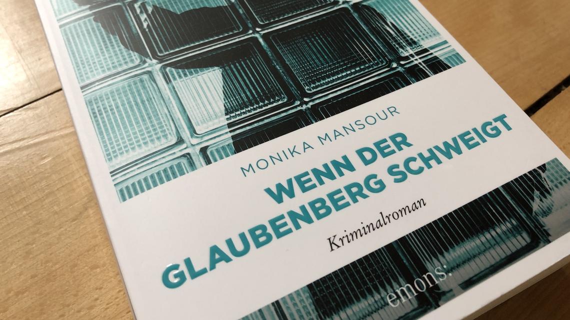 «Wenn der Glaubenberg schweigt» von Monika Mansour ist der sechste Fall für den Luzerner Ermittler Cem Cengiz.