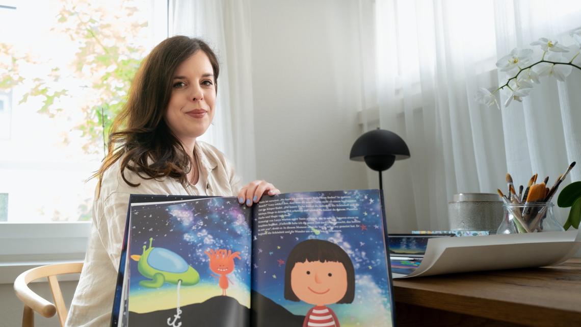 Zuger Künstlerin gibt ihr erstes Kinderbuch heraus