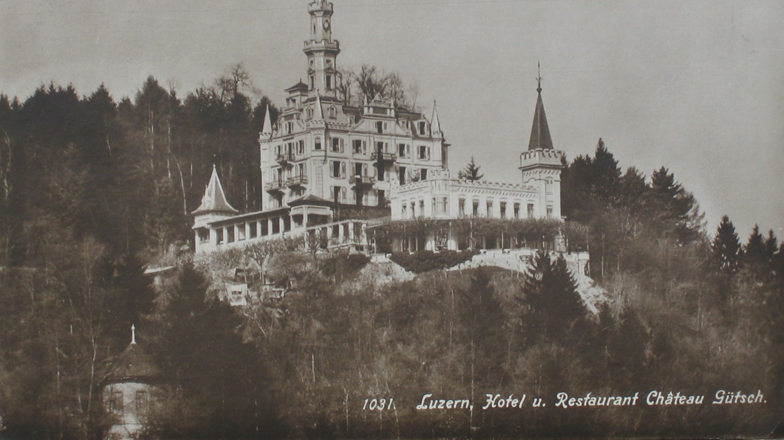 Selbstverständlich darf auch das Château Gütsch nicht fehlen. Aufnahmedatum: vor 1919 von einer unbekannten Person.
