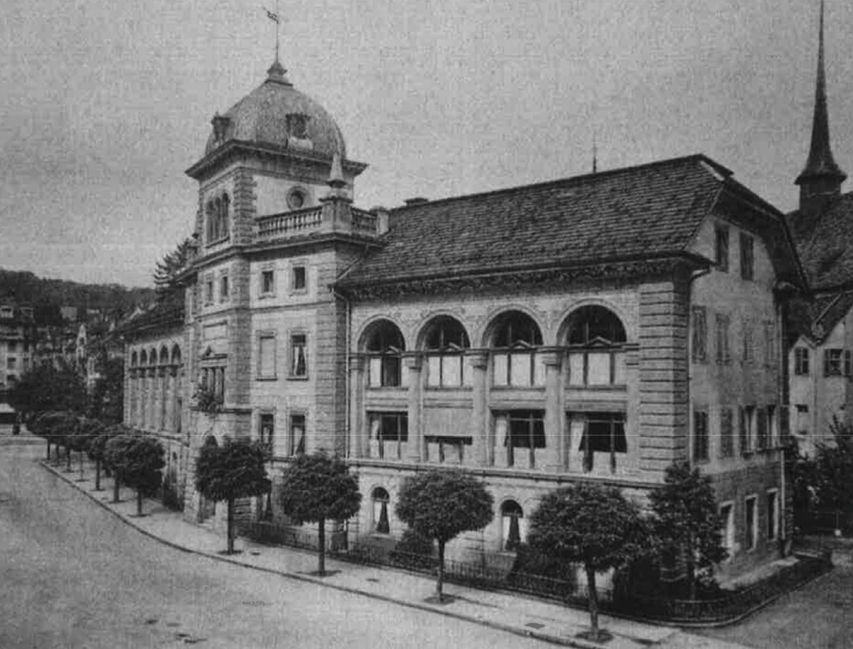 Das Gebäude des Kantonsgerichts Luzern war früher Teil des Franziskanerklosters.