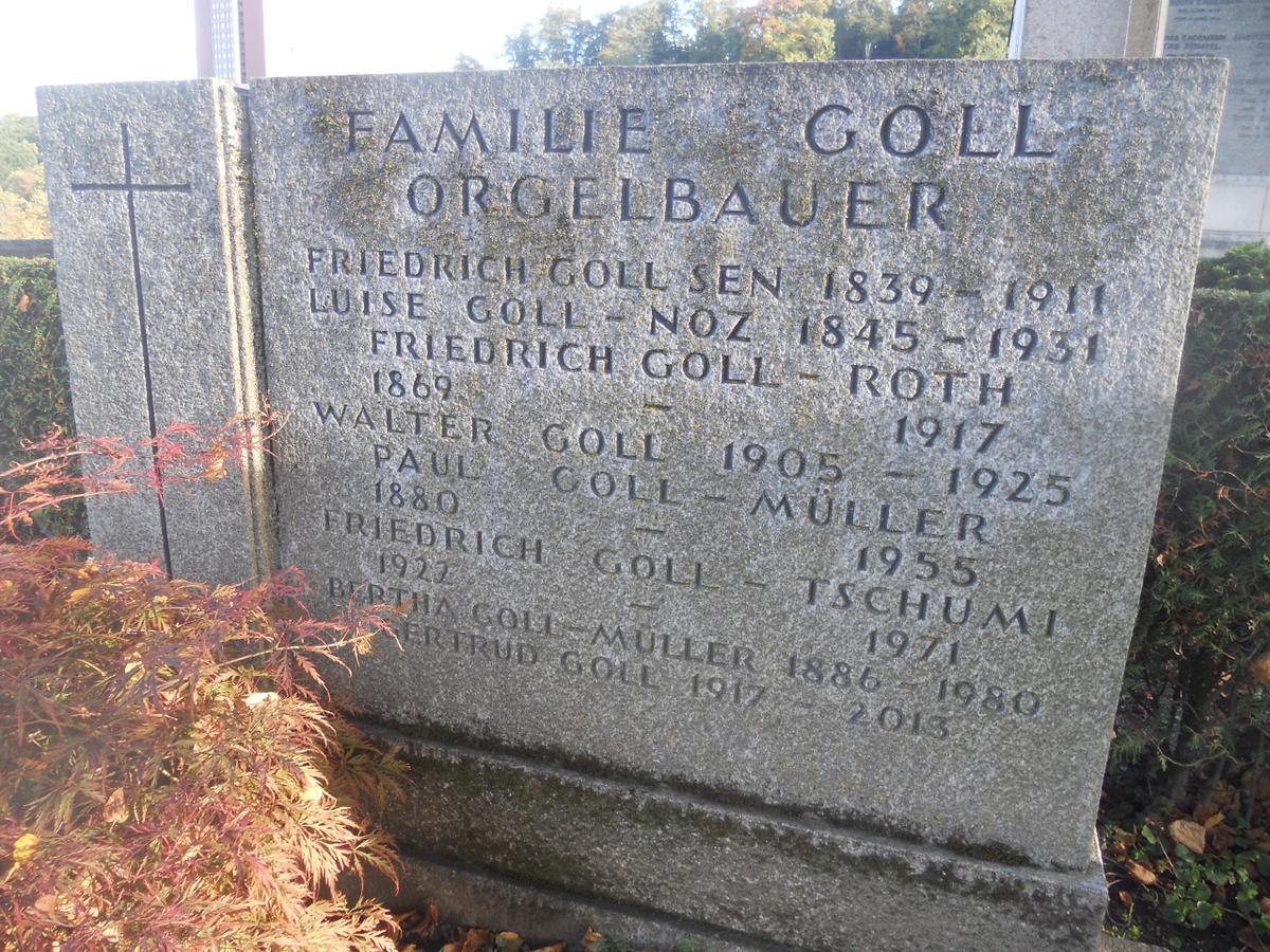 Das Familiengrab der Familie Goll im Freidental