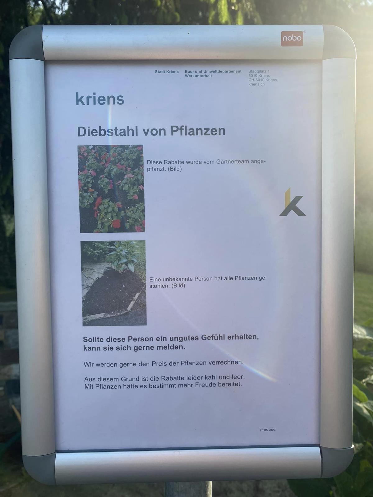 Die Stadt Kriens weist mit dieser Info-Tafel auf den Diebstahl hin.