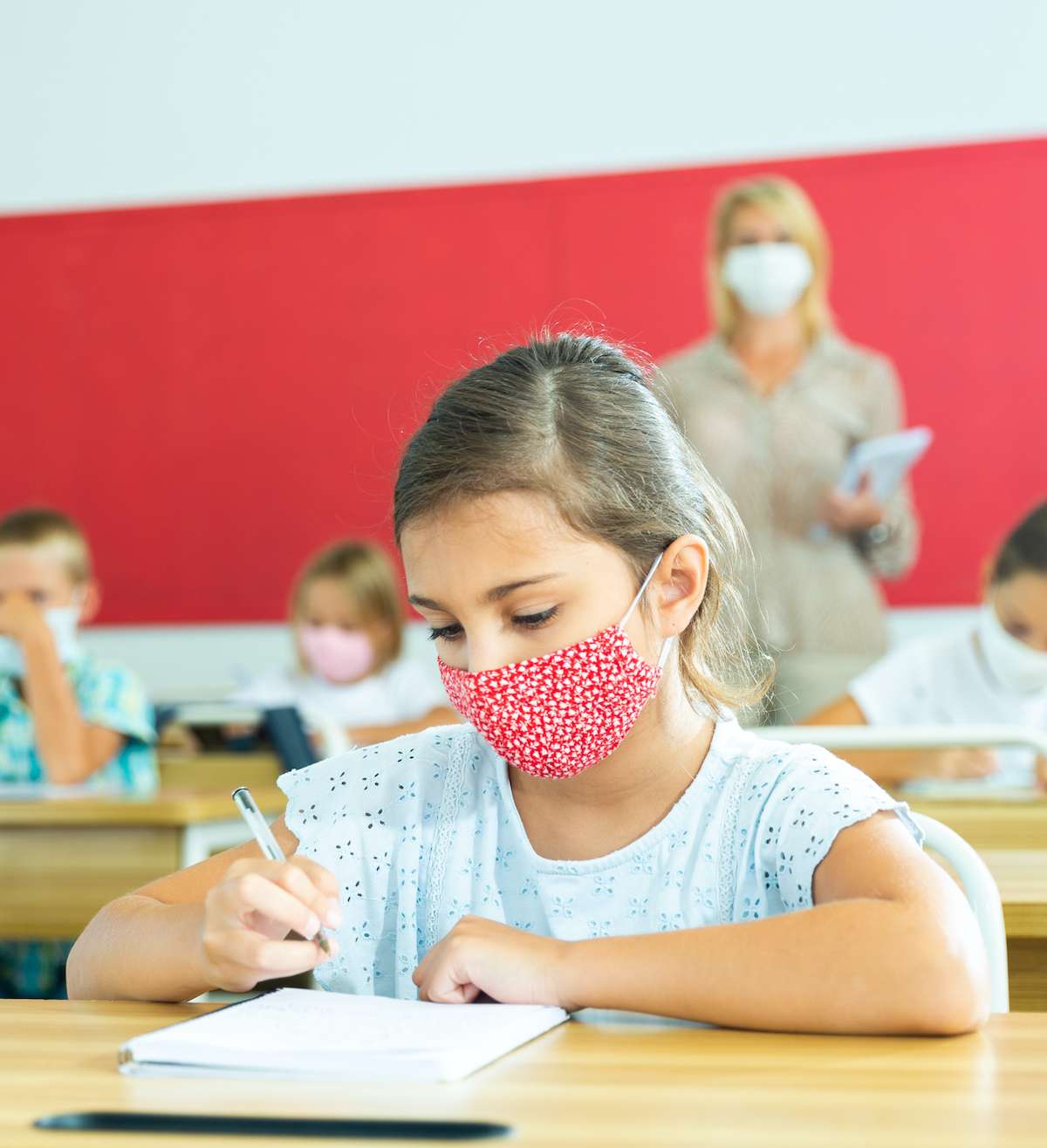 Luzerner Lehrerinnen dürfen auch mit Corona unterrichten