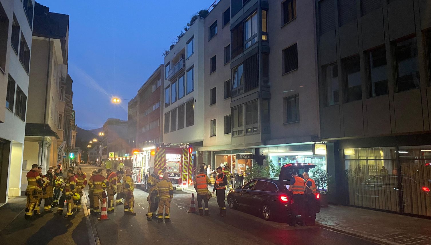 Ofen in Flammen: Feuerwehr rückt zu Zuger Restaurant aus