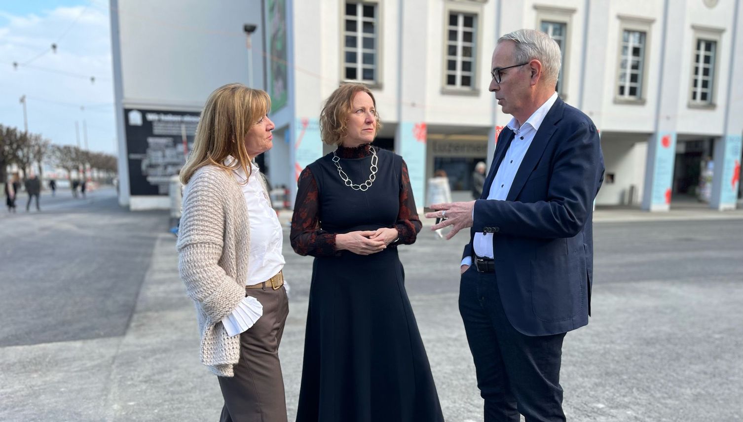 Wo Luzern und Zug an der Urne für Überraschung sorgten