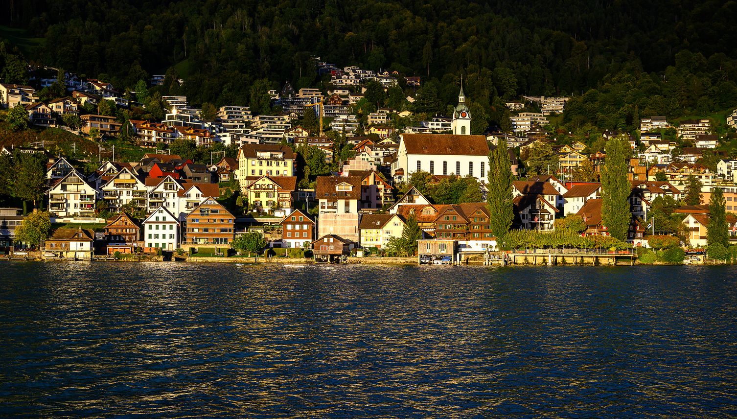 Superreiche katapultieren den Kanton Zug an Schweizer Spitze