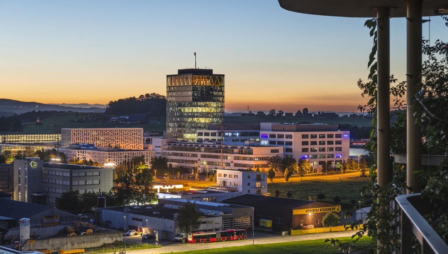 Mehr als 5’000 Personen arbeiten zusätzlich in Zug