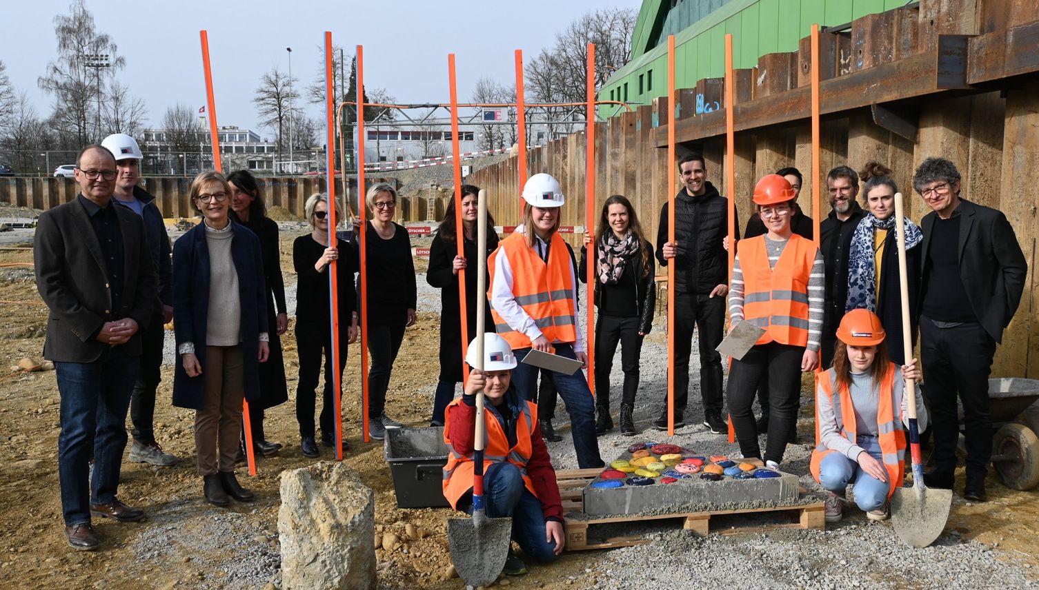 Sursee legt den Grundstein für das neue Sekundarschulhaus