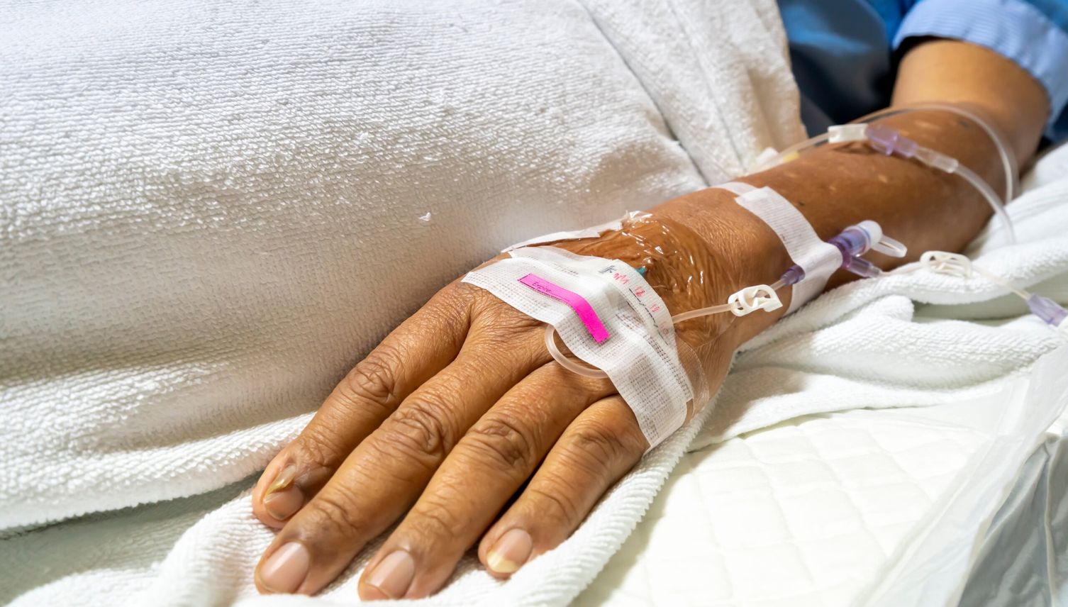 Weltenbummlerin stirbt – Zug sucht ihre Erben