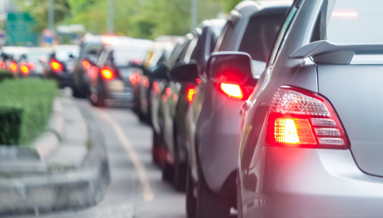 Auf der A2 müssen Autofahrer warten