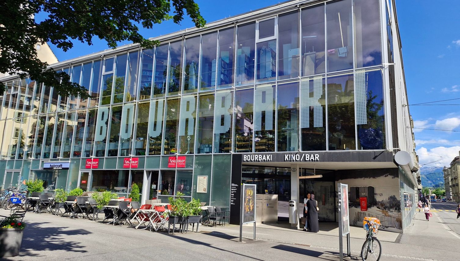 Dieser Laden eröffnet am Löwenplatz im Bourbaki