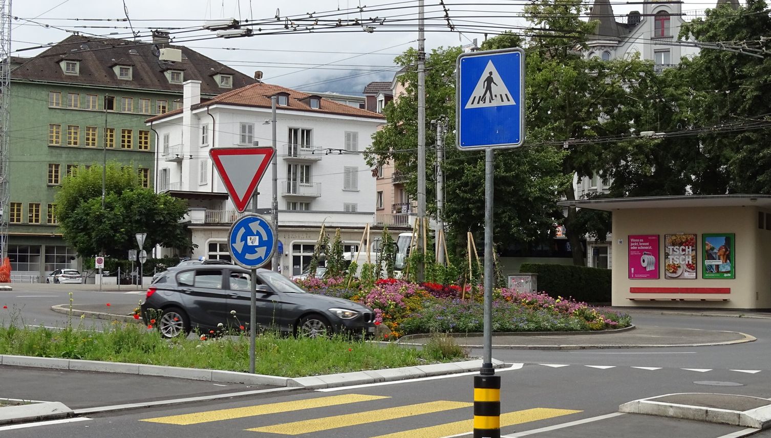 Unfall beim Bundesplatz sorgt für Verkehrschaos in Luzern