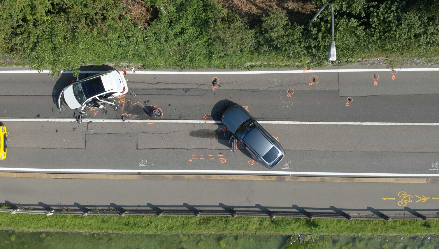 Massiver Unfall auf Artherstrasse: Drei Frauen verletzt