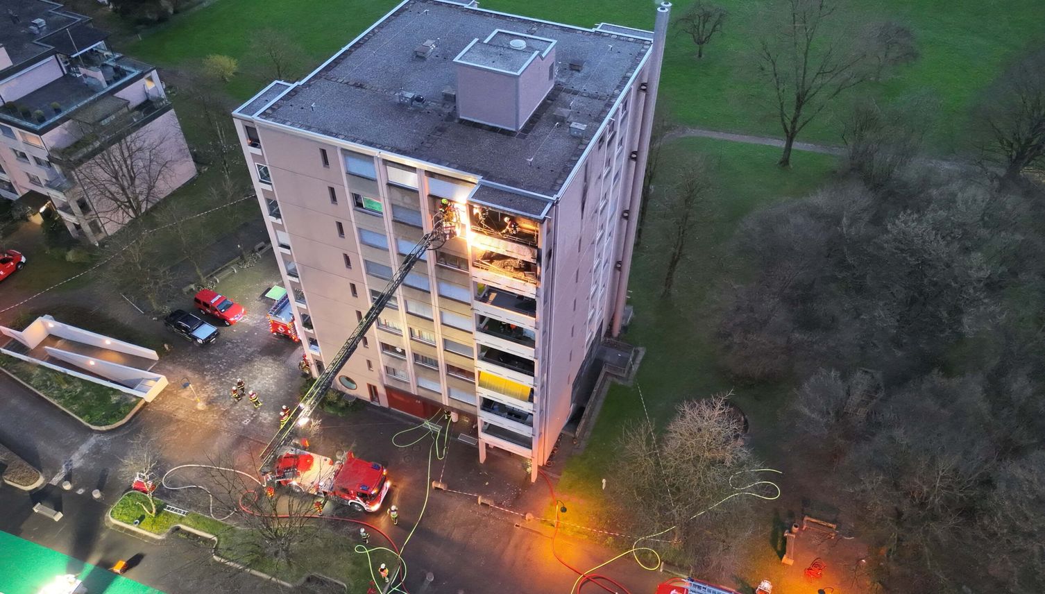 Nach Brand in Cham: Sieben Wohnungen nicht bewohnbar