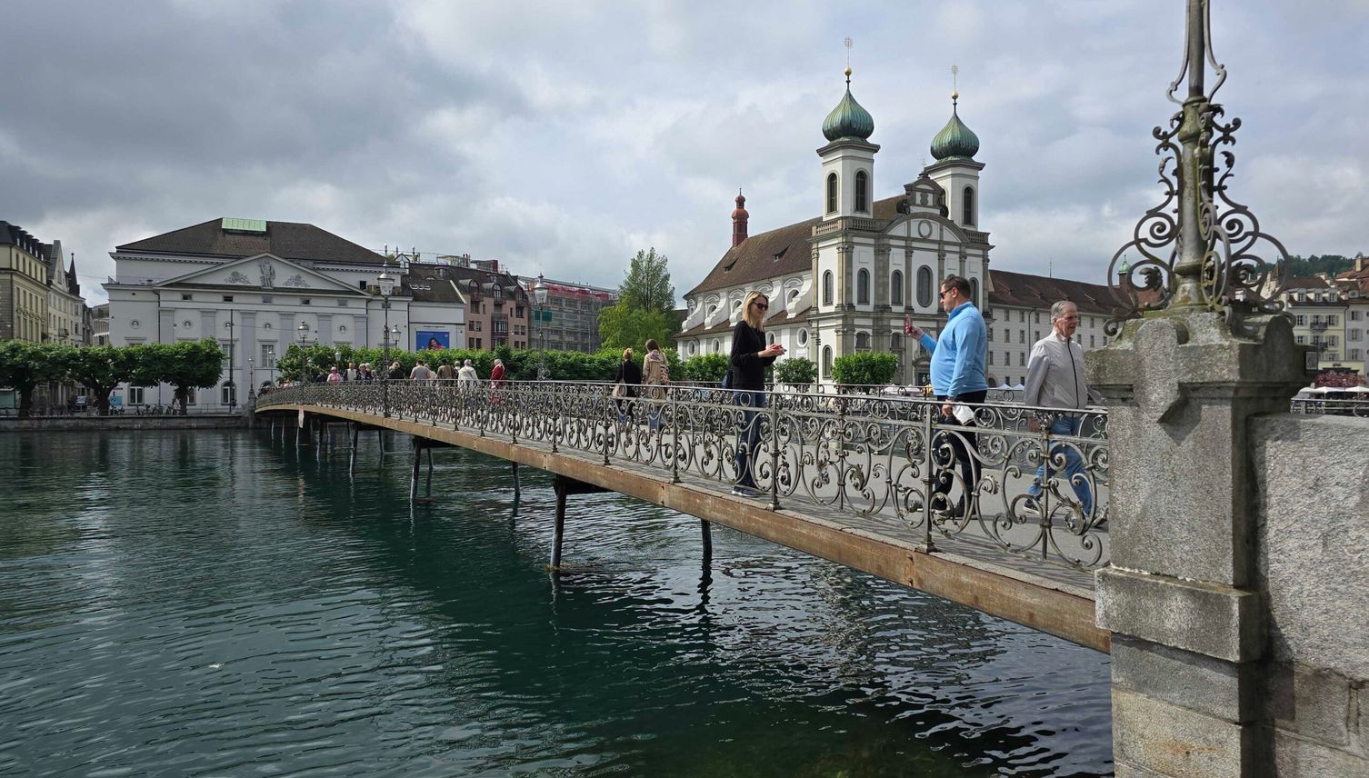 Darum bohrt die Stadt Luzern den Rathaussteg an