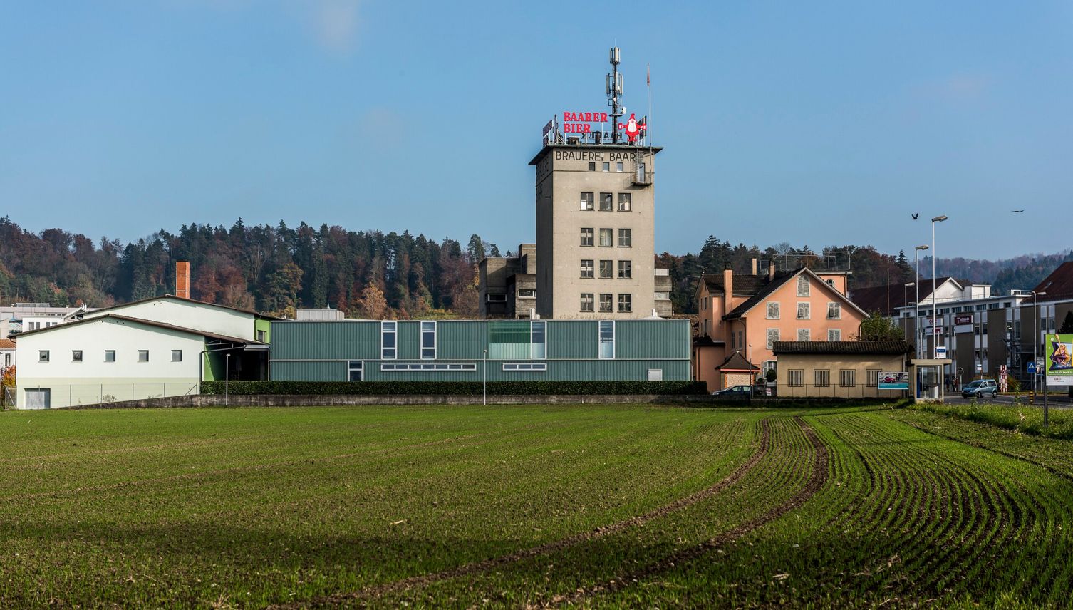 Darf Antenne auf geschütztem Brauereiturm bleiben?