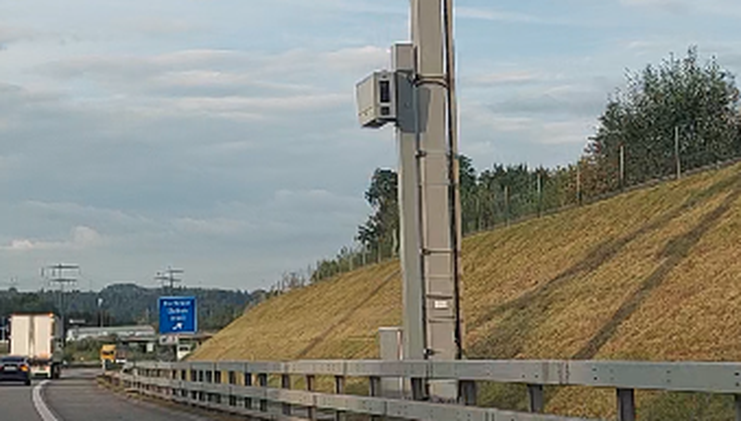 Rätselhafter Blitzkasten auf A14: Wird hier abkassiert?