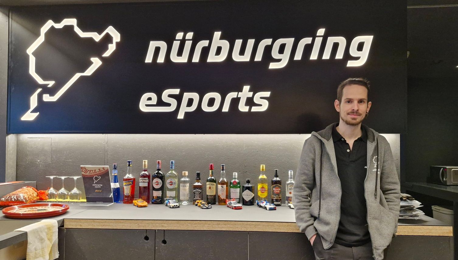 Neue Bar bringt legendäre Rennstrecke nach Kriens
