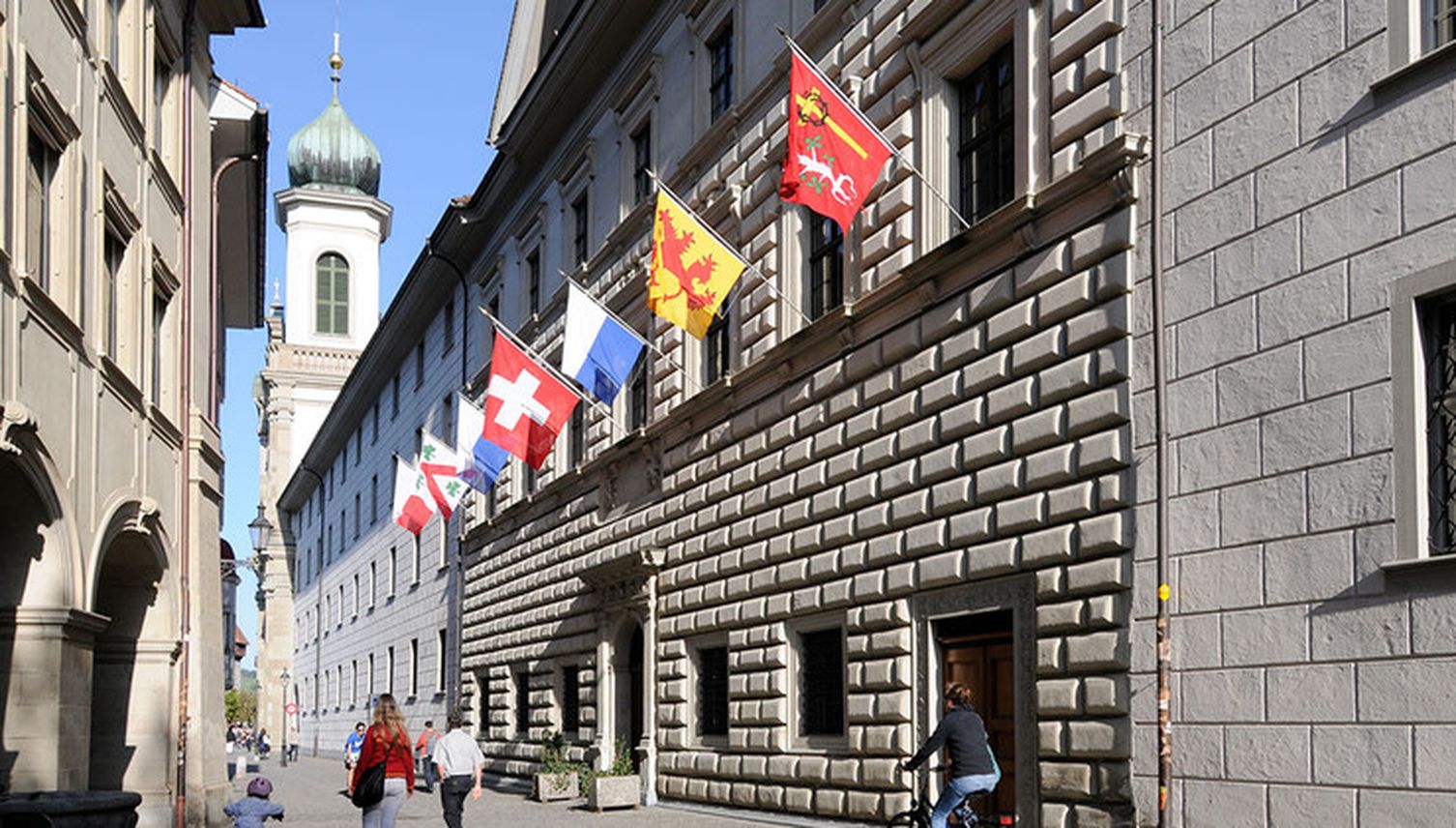 Elf Personen kandidieren für den Luzerner Regierungsrat