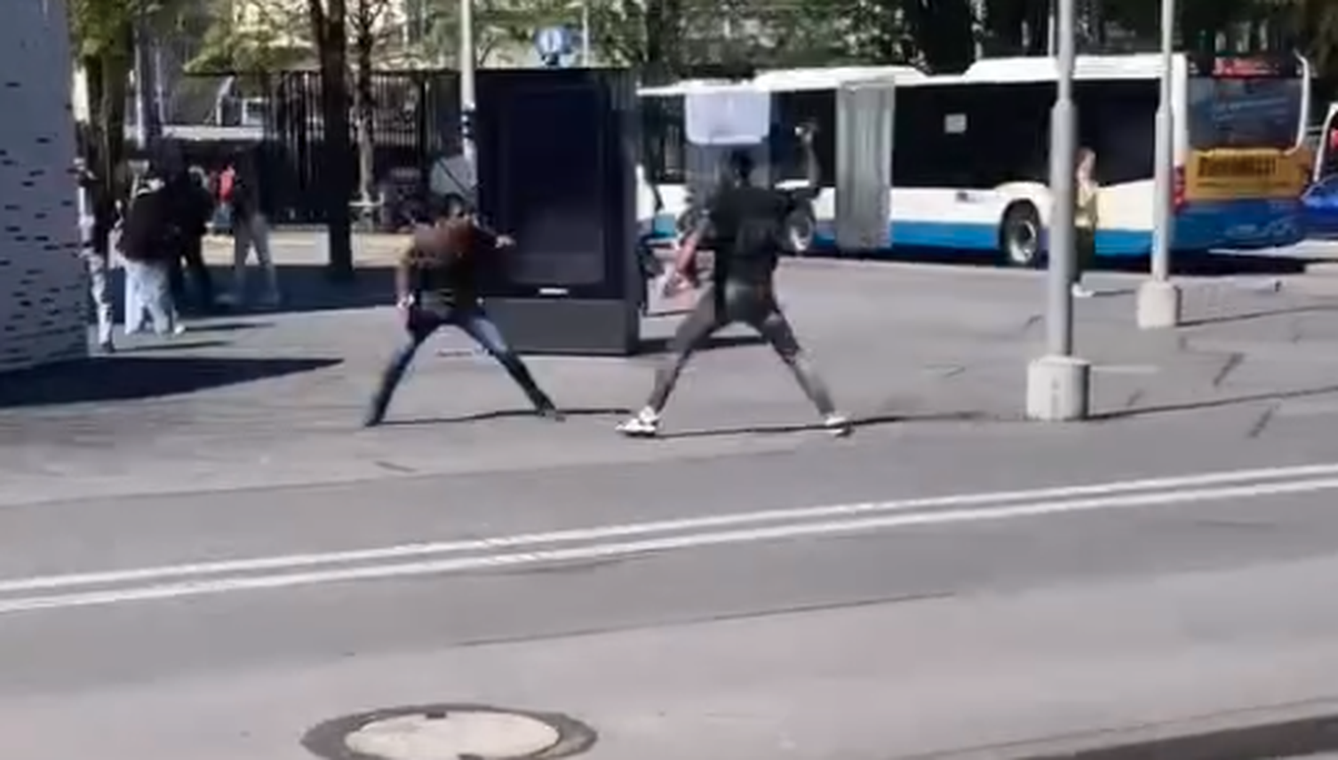 Attacke auf Luzerner Bahnhofsplatz – Mann abgeführt