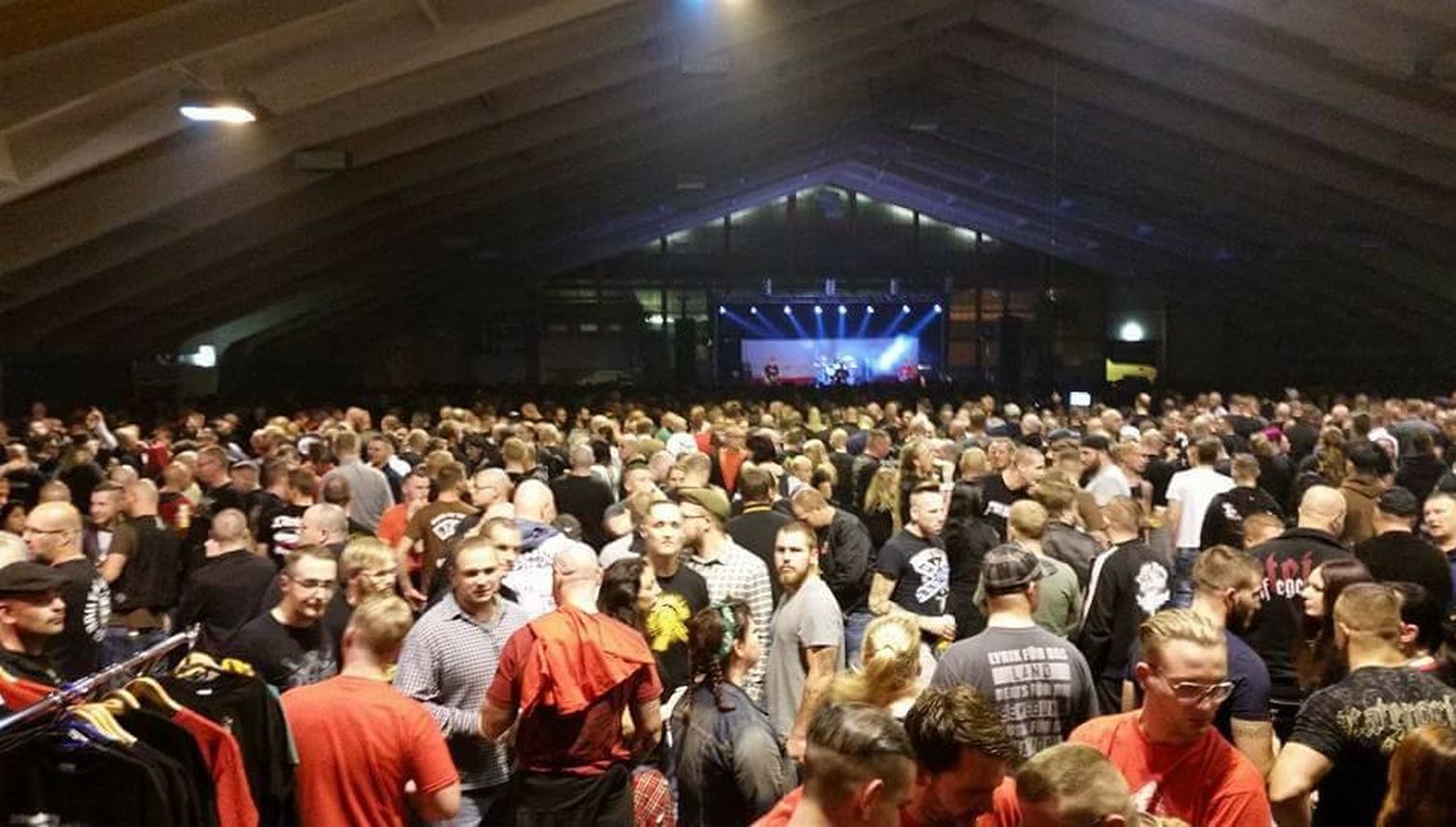 Die Neonazis marschieren und die Schweiz schaut zu