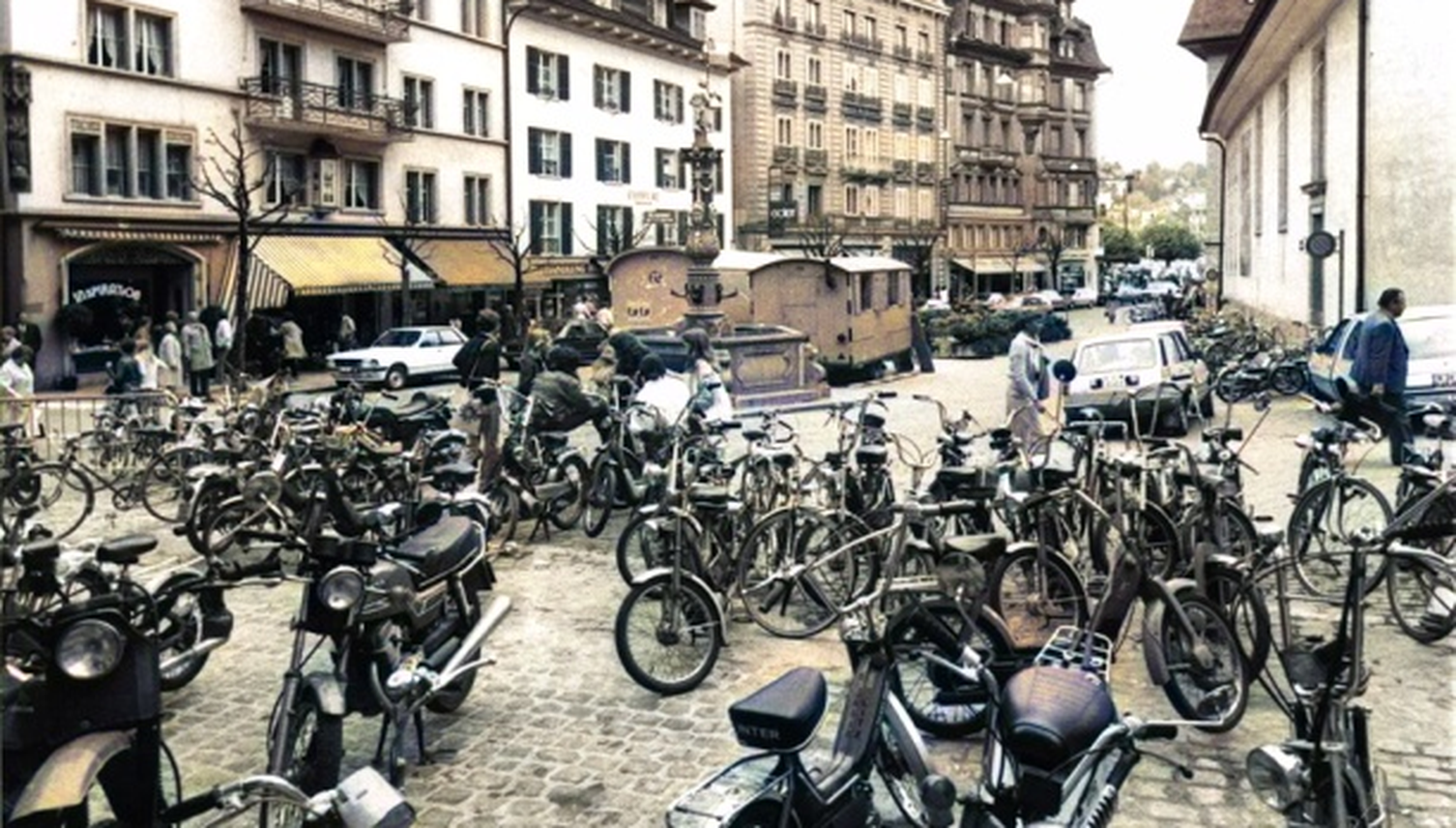 So überfüllt war die Luzerner Altstadt vor dem Fahrverbot
