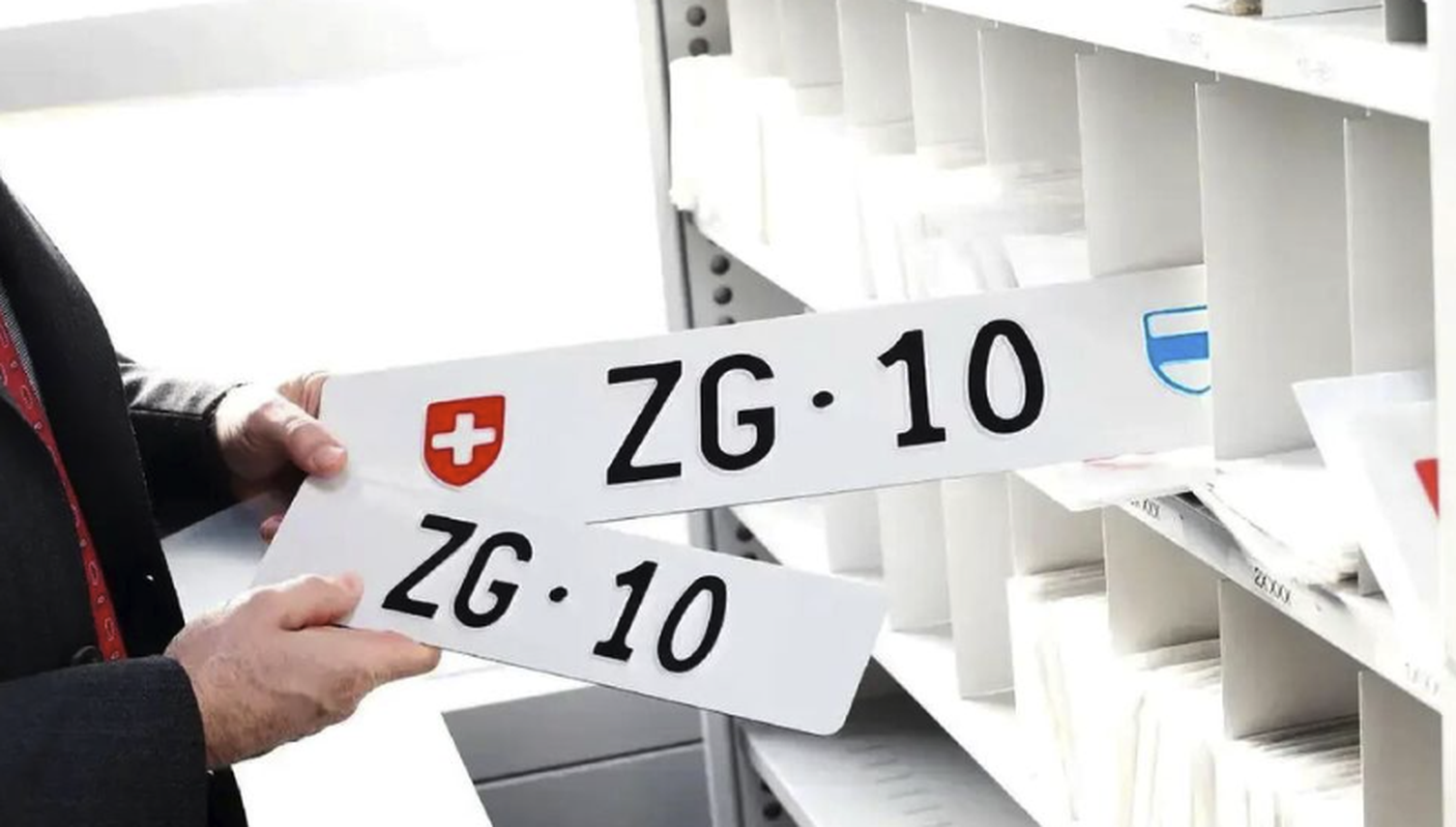 Zuger Kryptomillionär verpasst Auktionsrekord für «ZG 10»