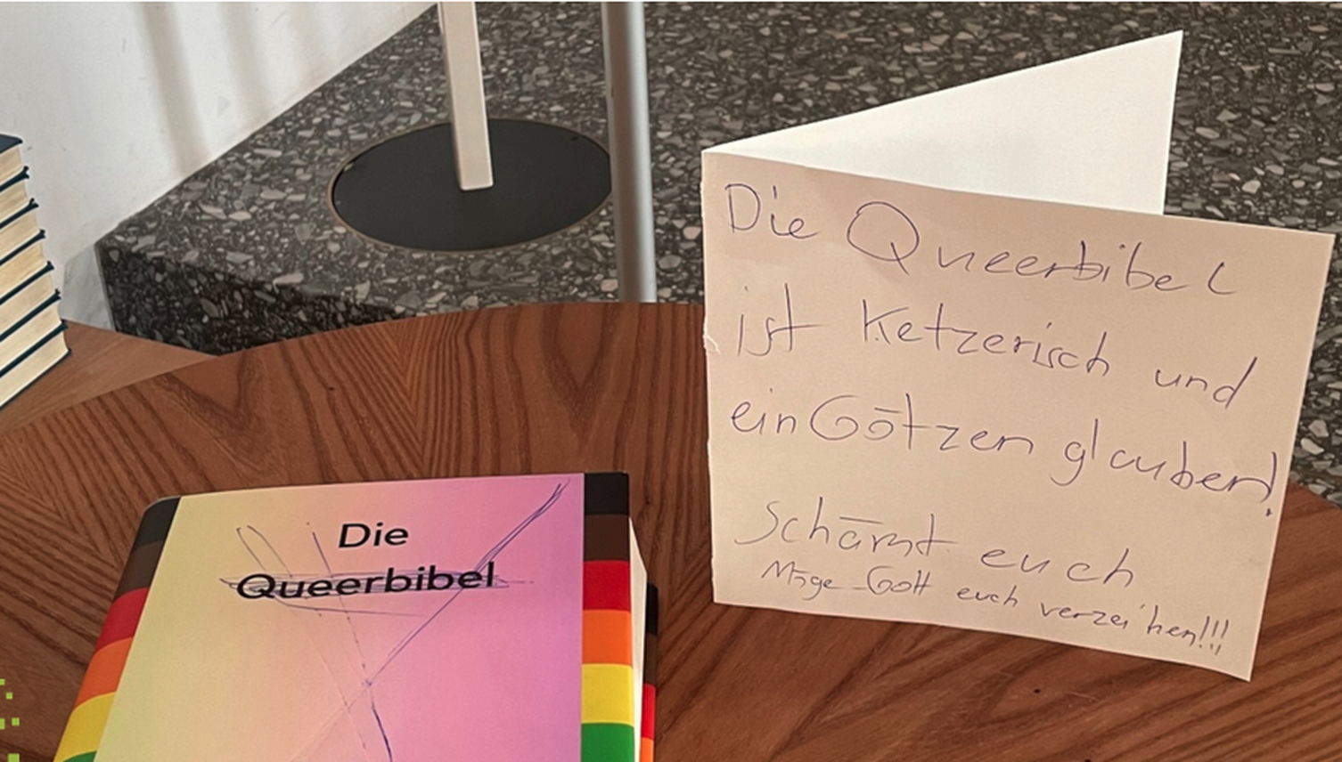 Nach Bibelklau geht Luzerns Queer-Pastor in die Offensive