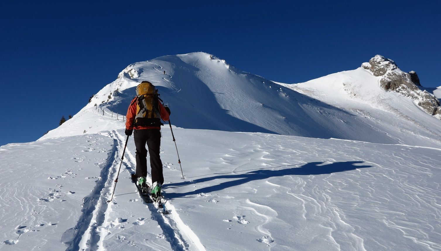 Mit Skis dem Mändli aufs Haupt gerückt