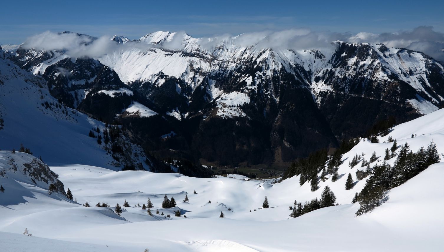 Einsame Skisafari vom Engelberger Tal ins Melchtal