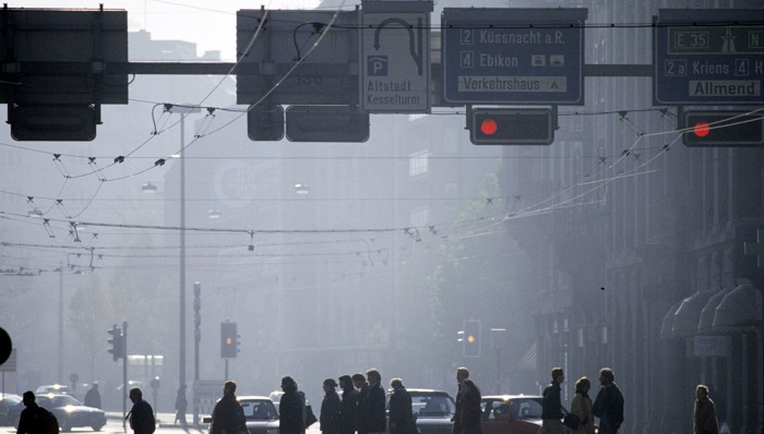 Will der Bundesrat mit Staus die individuelle Mobilität  reduzieren?