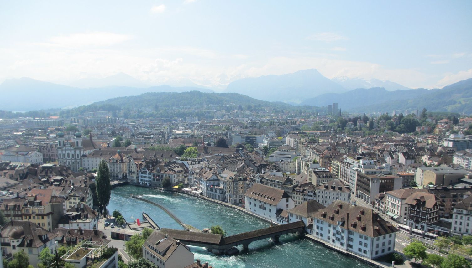 Dächer von Luzern: Begehrte Flächen in luftiger Höhe