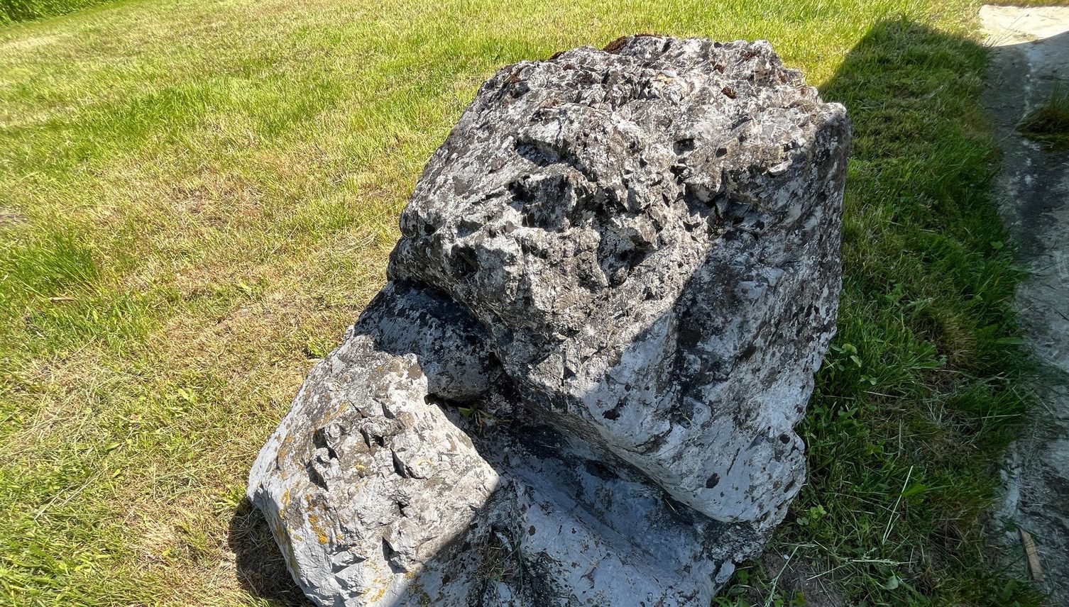 Der Zuger Stein, der Gebrechen heilt