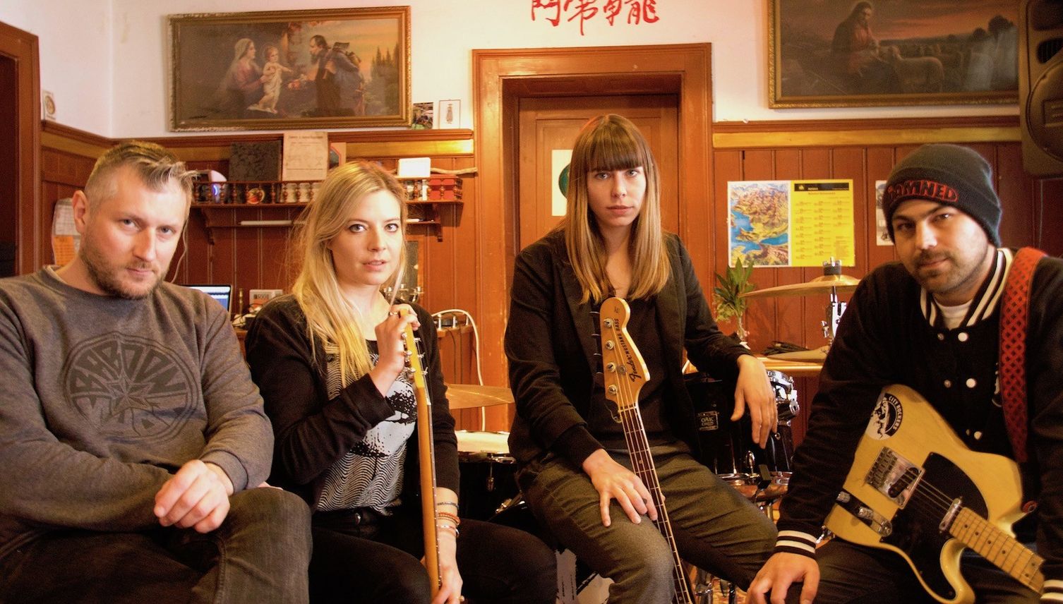Delilahs: «Wir sind Punk-Rocker, die mit Pop experimentieren»